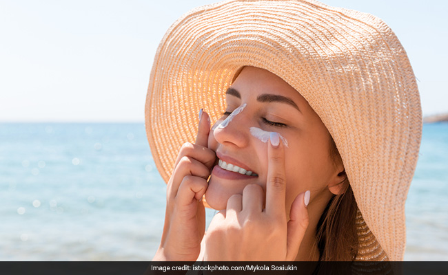 Moisturising throughout the summer can help manage psoriasis