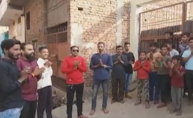 Cops To Draft Guidelines On Using Loudspeakers, Says Maharashtra Home Minister