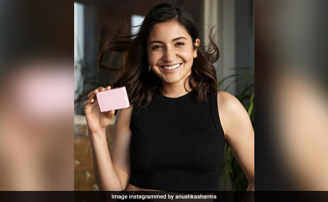 Anushka Sharma And Katrina Kaif Received Soap From Jayeshbhai AKA Ranveer Singh