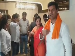 MP-MLA Couple, Arrested In <i>Hanuman Chalisa</i> Row, Taken To Separate Jails MP-MLA Couple, Arrested In <i>Hanuman Chalisa</i> Row, Taken To Separate Jails