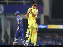 T20 World Cup: अब इन 2 पेसरों को और नेट बॉलर के रूप में भारतीय टीम के साथ जोड़ा गया T20 World Cup: अब इन 2 पेसरों को और नेट बॉलर के रूप में भारतीय टीम के साथ जोड़ा गया