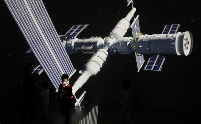 China Prepares For 2 Space Missions; Crews To Stay In Orbit For 6 Months