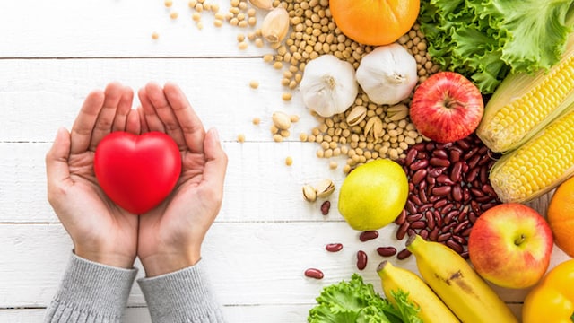 Heart health: A healthy diet can help ensure good cholesterol levels