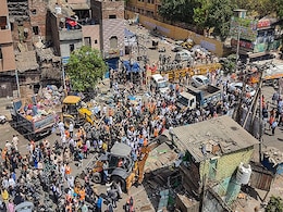 बाबा को बाबा रहने दीजिए और बुलडोज़र को बुलडोज़र बाबा को बाबा रहने दीजिए और बुलडोज़र को बुलडोज़र