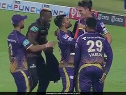 Watch: Shah Rukh Khan Wants To Dance Like This After Pat Cummins Record Knock vs MI In IPL 2022 Watch: Shah Rukh Khan Wants To Dance Like This After Pat Cummins Record Knock vs MI In IPL 2022