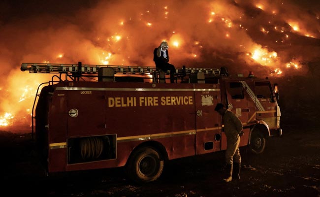 "Temperatures Rising Rapidly": PM's Fire Warning As Delhi Landfill Burns
