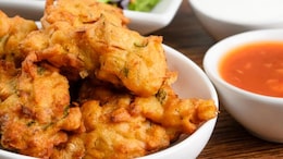This Mix Pakoda Platter Will Liven Up Your Dining Table (Easy Recipe Inside)