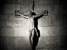 PM Modi Remembers Jesus Christ's Ideals Of Service, Brotherhood On Good Friday PM Modi Remembers Jesus Christ's Ideals Of Service, Brotherhood On Good Friday