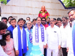 स्थानीय प्रशासन मुझे सरकारी कार्यक्रमों में आमंत्रित नहीं करता, क्योंकि मैं दलित हूं : बीजेपी सांसद स्थानीय प्रशासन मुझे सरकारी कार्यक्रमों में आमंत्रित नहीं करता, क्योंकि मैं दलित हूं : बीजेपी सांसद