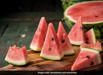 Did You Know: Watermelons Shouldn't Be Stored In Fridge - Here's Why Did You Know: Watermelons Shouldn't Be Stored In Fridge - Here's Why