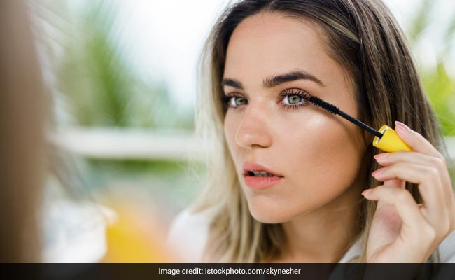 Top Mascara Tips To Notch Up Your Lash Game Like A Pro