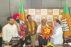 Jolt For AAP In Himachal As State Unit Chief, 2 Others Join BJP Jolt For AAP In Himachal As State Unit Chief, 2 Others Join BJP