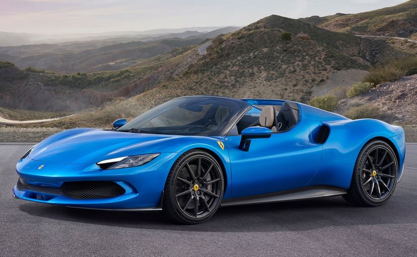 New Ferrari 296 GTS Convertible Revealed