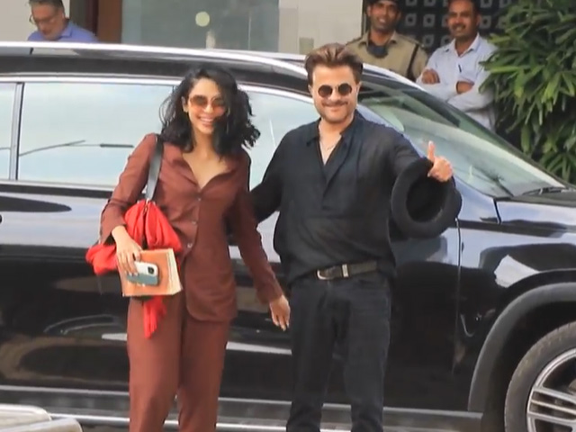 Anil Kapoor Rocks All-Black Look At Mumbai Airport
