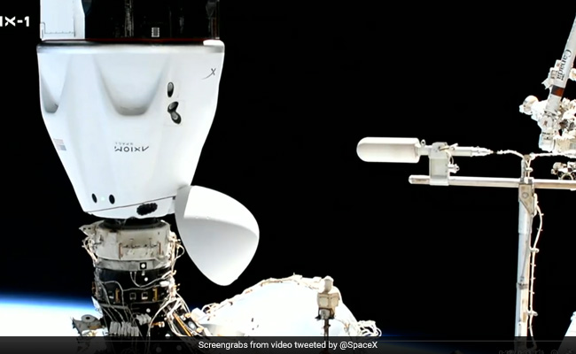 First All-Private Astronaut Team Reaches ISS After 21 Hours On SpaceX Rocket