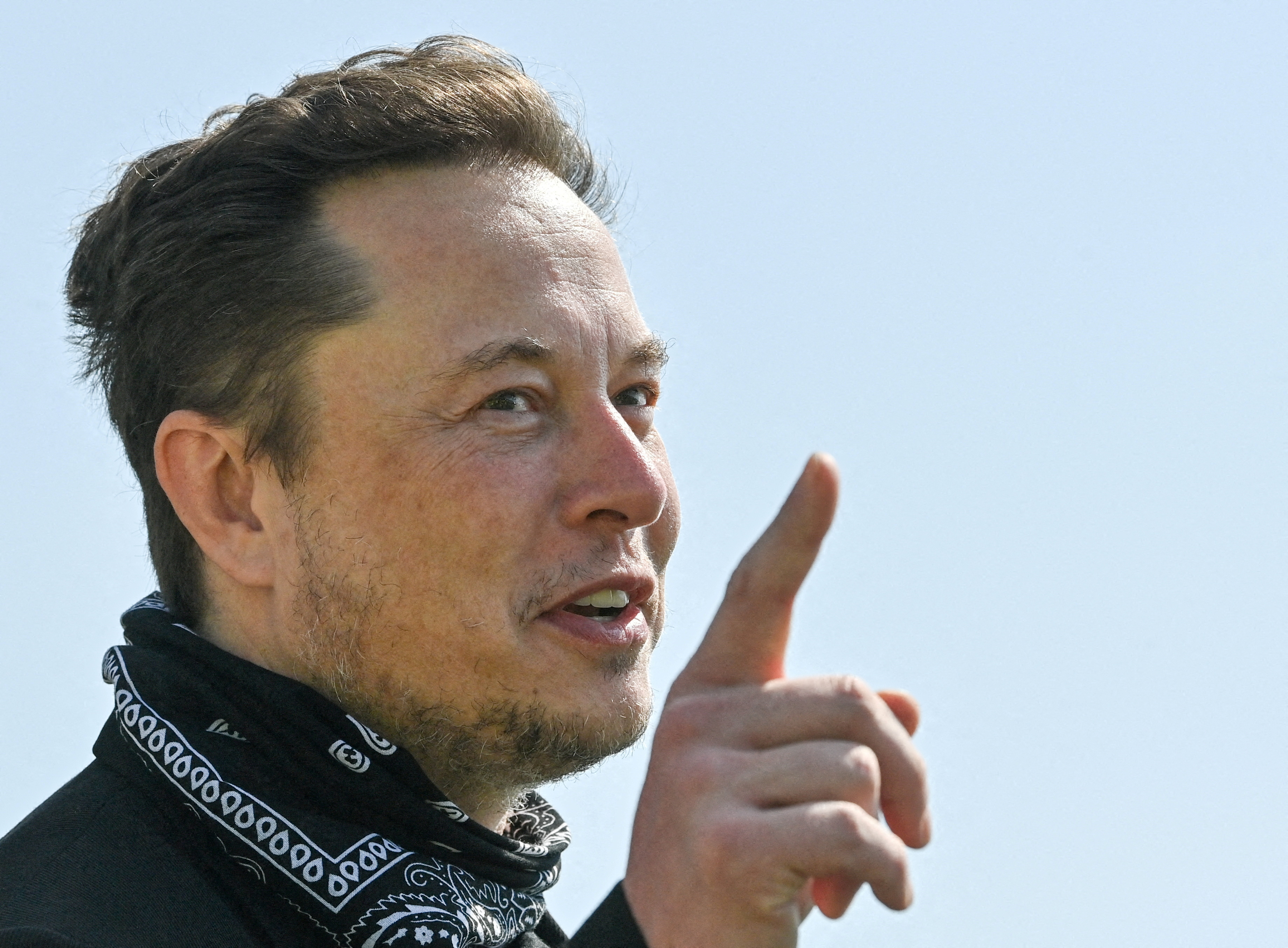 Tesla's Musk Feels 'Super Bad' About Economy, Needs To Cut 10% of Salaried Staff