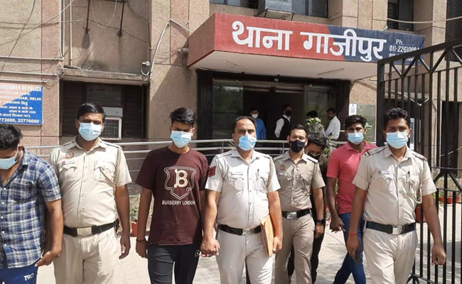 दिल्ली : बीजेपी नेता की हत्या में 4 आरोपी गिरफ्तार, पुलिस ने रंजिश का मामला बताया