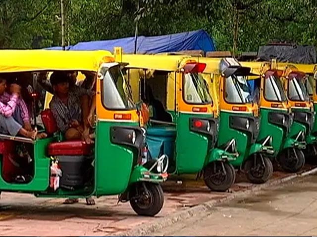 दिल्ली में ऑटो, टैक्सी में सफर करना होगा और महंगा, किराया बढ़ाने की सिफारिश कर सकती है समिति