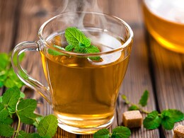 Green Tea Could Help Combat Effects Of Stress And High-Fat Foods, Study Suggests
