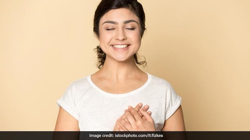 Nutritionist Shares Self-Care Tips To Take Care Of Your Physical Health During Emotional Stress