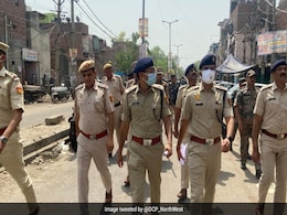 दिल्ली हिंसा : अमित शाह ने फिर दिए सख्त एक्शन के निर्देश, पुलिस पर गोली चलाने वाला गिरफ्तार; लेटेस्ट अपडेट्स दिल्ली हिंसा : अमित शाह ने फिर दिए सख्त एक्शन के निर्देश, पुलिस पर गोली चलाने वाला गिरफ्तार; लेटेस्ट अपडेट्स