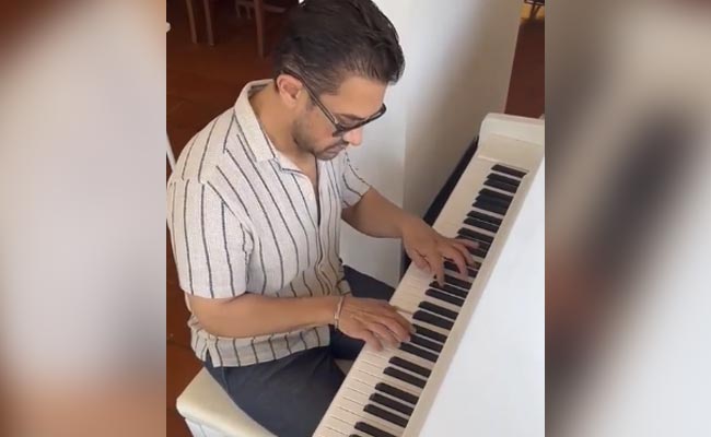 Did You Know Aamir Khan Could Play The Piano? Beethoven, No Less