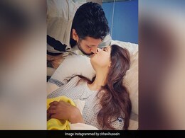 Chhavi Mittal Kisses Husband Mohit Hussein As They Celebrate Their Wedding Anniversary In The Hospital Chhavi Mittal Kisses Husband Mohit Hussein As They Celebrate Their Wedding Anniversary In The Hospital