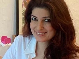 Watch: Twinkle Khanna Prefers To Snack Over Running Her Errands; Foodies Can Relate