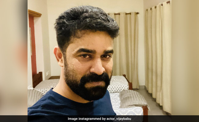 साउथ के मशहूर एक्टर विजय बाबू पर महिला ने लगाए गंभीर आरोप, कहा- फिल्मों में रोल के बहाने किया शोषण