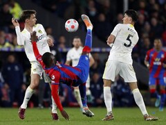 Premier League: Crystal Palace Stalemate Keeps Leeds In Relegation Danger