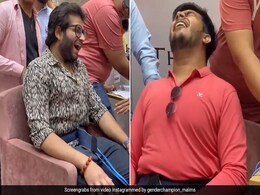 इन लड़कों ने किया पीरियड का दर्द महसूस तो छूटे पसीने, Video देखकर आप भी जान जाएंगे क्रैंप्स से कैसी हो जाती है हालत इन लड़कों ने किया पीरियड का दर्द महसूस तो छूटे पसीने, Video देखकर आप भी जान जाएंगे क्रैंप्स से कैसी हो जाती है हालत