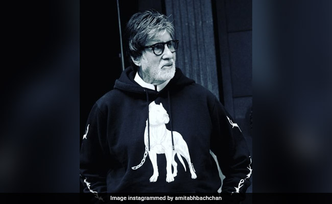 Amitabh Bachchan May Resume Famous "Sunday Meets At Jalsa" Now That Mumbai Is Mask-Free