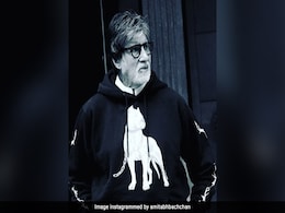 Amitabh Bachchan May Resume Famous "Sunday Meets At Jalsa" Now That Mumbai Is Mask-Free Amitabh Bachchan May Resume Famous "Sunday Meets At Jalsa" Now That Mumbai Is Mask-Free