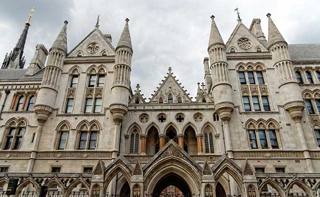 Blame Game Ends As No-Fault Divorce Law Comes Into Force In England