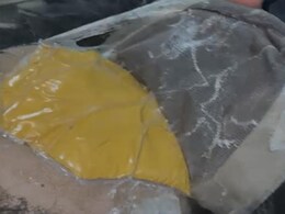 Watch: Hidden Under Wig, Gold Worth Rs 30 Lakh Seized At Delhi Airport Watch: Hidden Under Wig, Gold Worth Rs 30 Lakh Seized At Delhi Airport