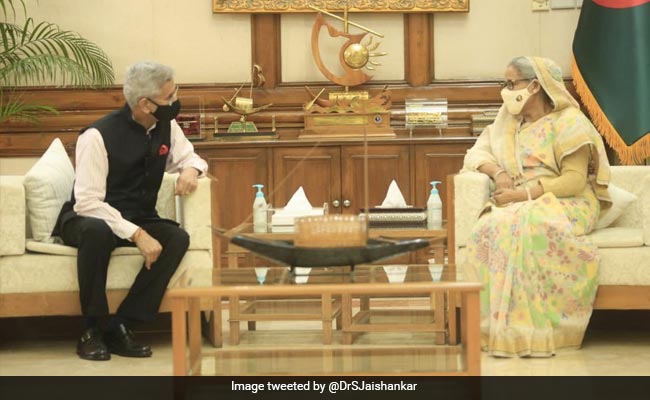 Bangladesh Offers Chittagong Port For Use To India