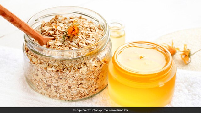 One tablespoon of honey provides about 60 calories