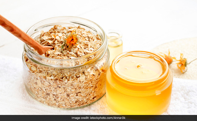 One tablespoon of honey provides about 60 calories