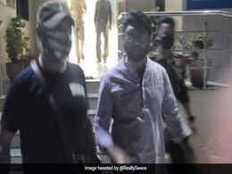 "Vendetta Politics By PM's Office": Gujarat Leader Jignesh Mevani on Arrest "Vendetta Politics By PM's Office": Gujarat Leader Jignesh Mevani on Arrest