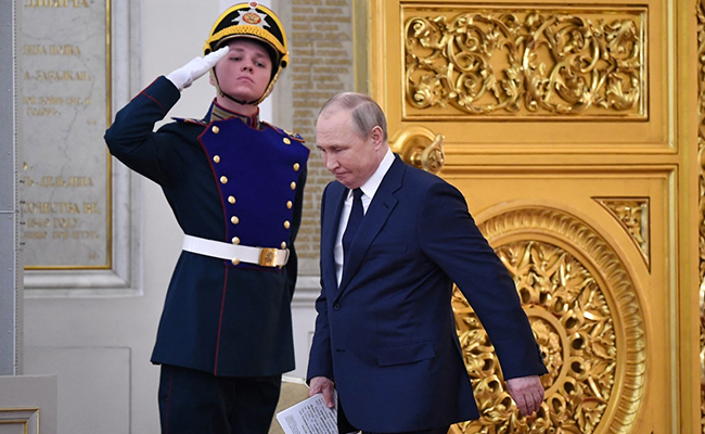 यूक्रेन को हथियार देना बंद करें पश्चिमी देश : Russia के राष्ट्रपति पुतिन की चेतावनी