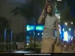 Pak Artist's Ramzan Song Reminds Twitter Users Of 'Kacha Badam' Pak Artist's Ramzan Song Reminds Twitter Users Of 'Kacha Badam'