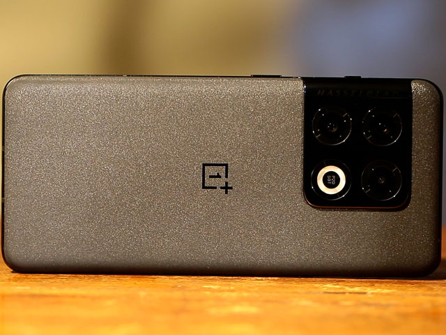 OnePlus 10 Pro: The Best Android Flagship?