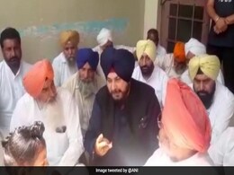 Navjot Sidhu Meets Family Of Kabaddi Player Shot Dead In Punjab Navjot Sidhu Meets Family Of Kabaddi Player Shot Dead In Punjab