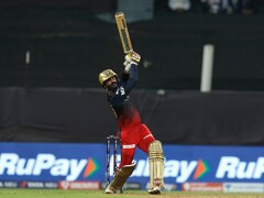 "When FIZZ Goes FLAT In A Spit": Shastri Hails Karthik For "T20 Special"