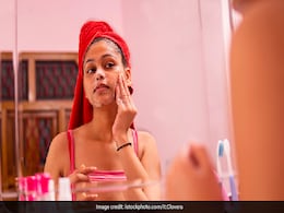 रात को सोने से पहले जरूर करें ये काम, स्किन की चमक रहेगी बरकरार और निखर जाएगा आपका चेहरा रात को सोने से पहले जरूर करें ये काम, स्किन की चमक रहेगी बरकरार और निखर जाएगा आपका चेहरा
