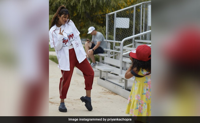 Priyanka Chopra Was A Cheer Squad Of One At Husband Nick Jonas' Baseball Game