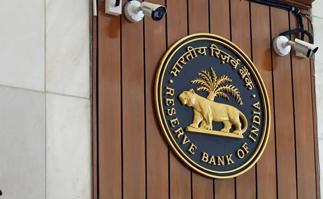 RBI To Allow Banks To Fund Merger, Acquisition Activity By Indian Corporates
