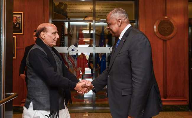 Rajnath Singh Discusses Defence Cooperation Issues With US Defence Chief