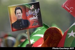 Pak Opposition To Stage Dharna In Assembly Till No-Trust Vote Is Held Pak Opposition To Stage Dharna In Assembly Till No-Trust Vote Is Held