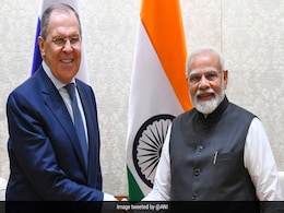PM Meets Russian Foreign Minister, Calls For "Cessation Of Violence" PM Meets Russian Foreign Minister, Calls For "Cessation Of Violence"